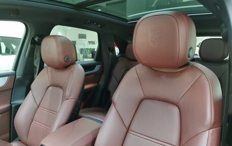 Porsche Cayenne III, 2024 год, 15 730 000 рублей, 20 фотография