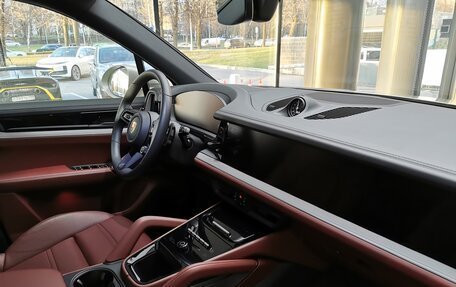 Porsche Cayenne III, 2024 год, 15 730 000 рублей, 28 фотография