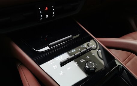 Porsche Cayenne III, 2024 год, 15 730 000 рублей, 34 фотография