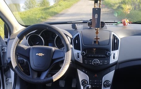 Chevrolet Cruze II, 2013 год, 750 000 рублей, 18 фотография