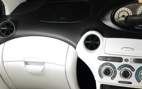 Toyota Vitz, 2001 год, 619 000 рублей, 14 фотография