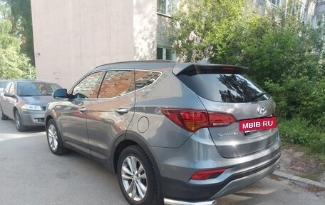 Hyundai Santa Fe III рестайлинг, 2017 год, 2 590 000 рублей, 4 фотография