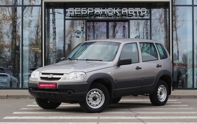 Chevrolet Niva I рестайлинг, 2019 год, 900 000 рублей, 1 фотография