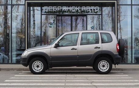 Chevrolet Niva I рестайлинг, 2019 год, 900 000 рублей, 2 фотография