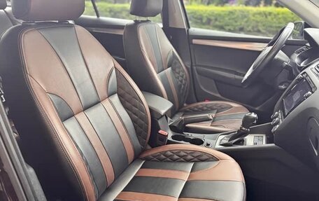 Skoda Octavia, 2018 год, 1 680 000 рублей, 8 фотография