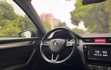 Skoda Octavia, 2018 год, 1 680 000 рублей, 4 фотография