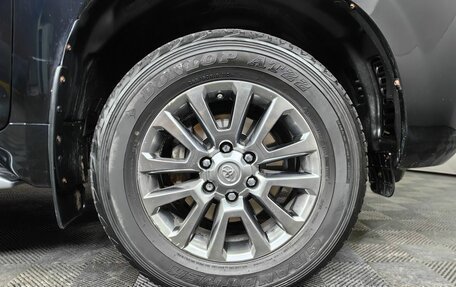 Toyota Land Cruiser Prado 150 рестайлинг 2, 2019 год, 4 849 000 рублей, 18 фотография