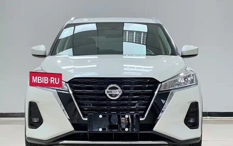 Nissan Kicks I, 2022 год, 1 300 000 рублей, 2 фотография