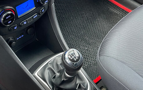 Hyundai Solaris II рестайлинг, 2011 год, 749 000 рублей, 12 фотография