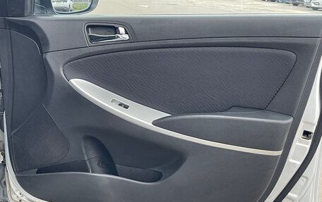 Hyundai Solaris II рестайлинг, 2011 год, 749 000 рублей, 20 фотография