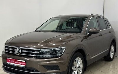 Volkswagen Tiguan II, 2018 год, 2 899 000 рублей, 1 фотография