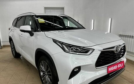 Toyota Highlander, 2025 год, 5 900 000 рублей, 1 фотография