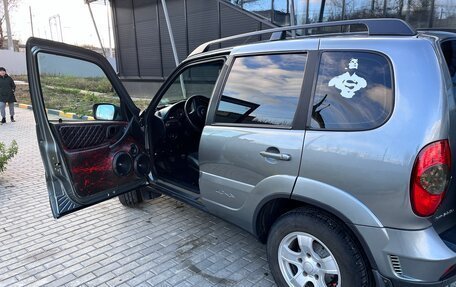 Chevrolet Niva I рестайлинг, 2012 год, 600 000 рублей, 4 фотография