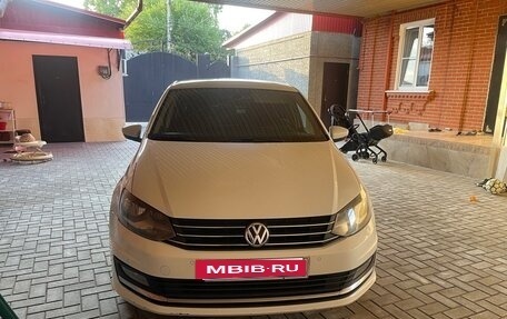 Volkswagen Polo VI (EU Market), 2016 год, 750 000 рублей, 2 фотография