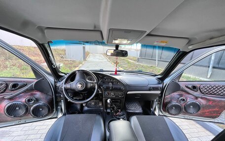 Chevrolet Niva I рестайлинг, 2012 год, 600 000 рублей, 11 фотография