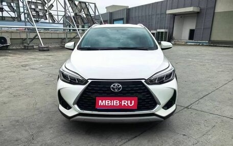 Toyota Yaris XP150 рестайлинг, 2022 год, 1 389 878 рублей, 1 фотография