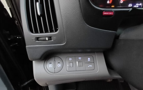 Hyundai H-1 II рестайлинг, 2019 год, 2 700 000 рублей, 10 фотография