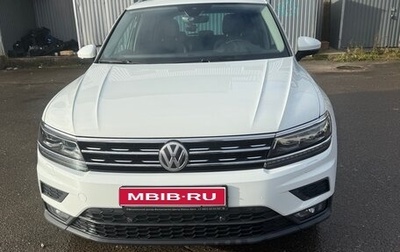 Volkswagen Tiguan II, 2018 год, 2 600 000 рублей, 1 фотография
