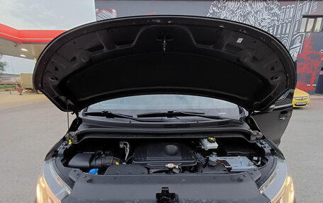 Hyundai H-1 II рестайлинг, 2019 год, 2 700 000 рублей, 27 фотография