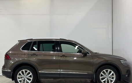 Volkswagen Tiguan II, 2018 год, 2 899 000 рублей, 7 фотография