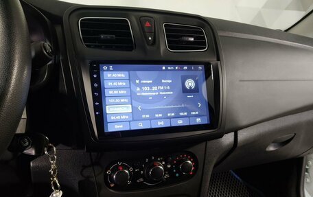 Renault Sandero II рестайлинг, 2019 год, 1 196 000 рублей, 16 фотография