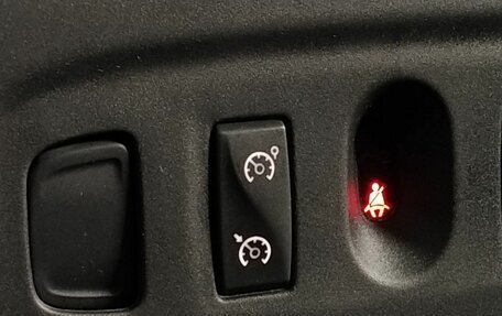 Renault Sandero II рестайлинг, 2019 год, 1 196 000 рублей, 17 фотография