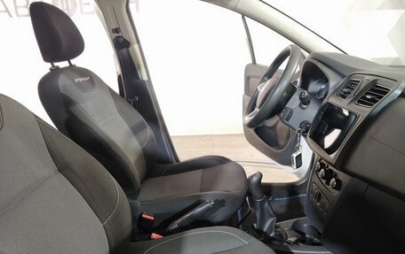 Renault Sandero II рестайлинг, 2019 год, 1 196 000 рублей, 20 фотография