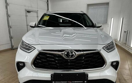 Toyota Highlander, 2025 год, 5 900 000 рублей, 9 фотография