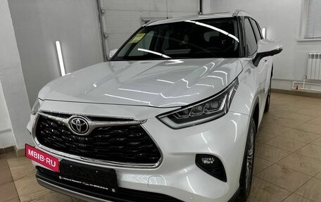 Toyota Highlander, 2025 год, 5 900 000 рублей, 3 фотография