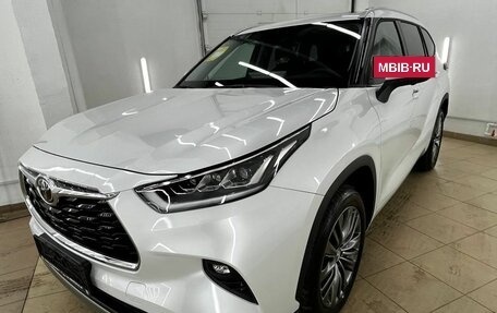 Toyota Highlander, 2025 год, 5 900 000 рублей, 2 фотография