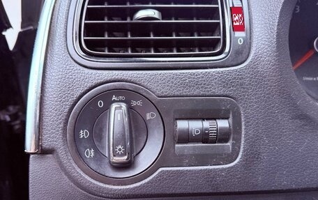 Volkswagen Polo VI (EU Market), 2012 год, 680 000 рублей, 13 фотография