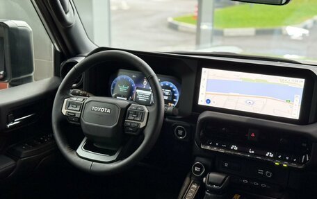 Toyota Land Cruiser Prado, 2024 год, 10 752 000 рублей, 7 фотография