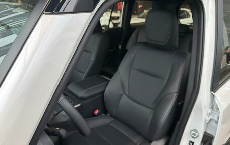 Toyota Land Cruiser Prado, 2024 год, 10 752 000 рублей, 11 фотография