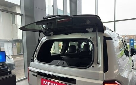 Toyota Land Cruiser Prado, 2024 год, 10 752 000 рублей, 10 фотография