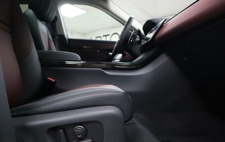 Land Rover Range Rover Evoque II, 2025 год, 6 890 000 рублей, 12 фотография