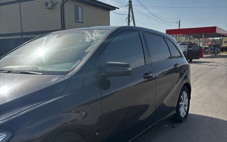 Mercedes-Benz B-Класс, 2015 год, 1 100 000 рублей, 3 фотография