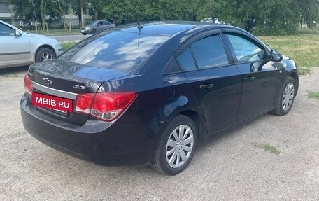 Chevrolet Cruze II, 2011 год, 690 000 рублей, 5 фотография