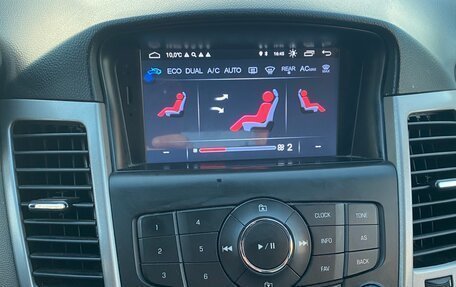 Chevrolet Cruze II, 2011 год, 690 000 рублей, 17 фотография