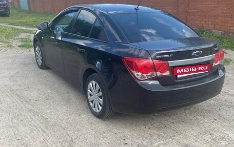 Chevrolet Cruze II, 2011 год, 690 000 рублей, 7 фотография