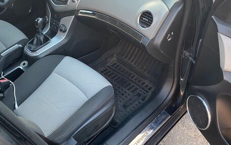 Chevrolet Cruze II, 2011 год, 690 000 рублей, 11 фотография