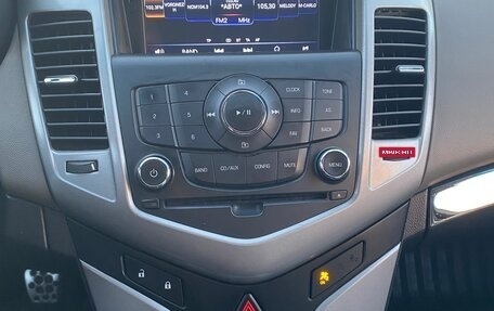 Chevrolet Cruze II, 2011 год, 690 000 рублей, 16 фотография