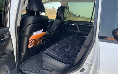 Toyota Land Cruiser 200, 2014 год, 4 200 000 рублей, 10 фотография