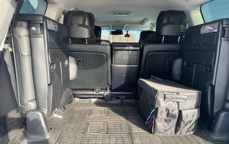 Toyota Land Cruiser 200, 2014 год, 4 200 000 рублей, 8 фотография