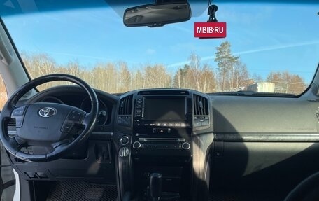 Toyota Land Cruiser 200, 2014 год, 4 200 000 рублей, 3 фотография