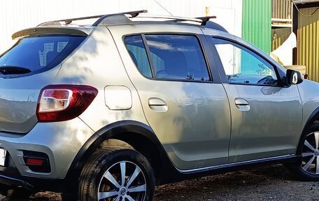 Renault Sandero II рестайлинг, 2016 год, 679 000 рублей, 4 фотография