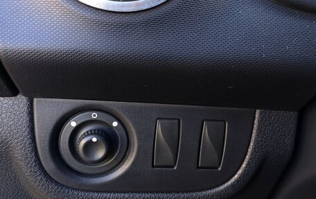 Renault Sandero II рестайлинг, 2016 год, 679 000 рублей, 19 фотография