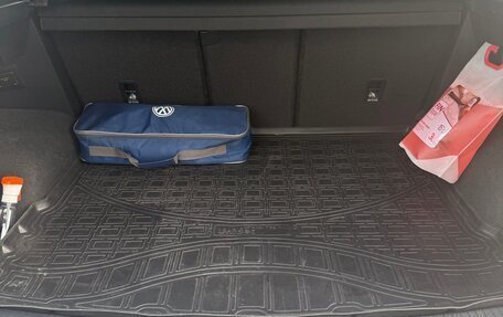 Volkswagen Tiguan II, 2018 год, 2 600 000 рублей, 9 фотография