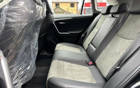 Toyota RAV4, 2025 год, 3 950 000 рублей, 18 фотография