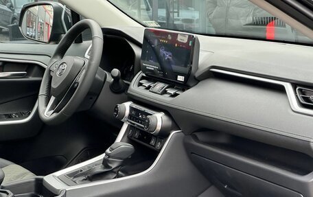 Toyota RAV4, 2025 год, 3 950 000 рублей, 24 фотография