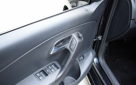 Volkswagen Polo VI (EU Market), 2018 год, 1 100 000 рублей, 16 фотография